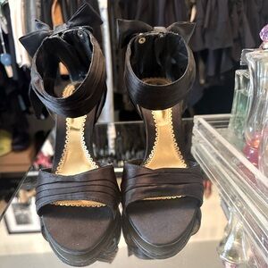 Brown’s shoes- size 7